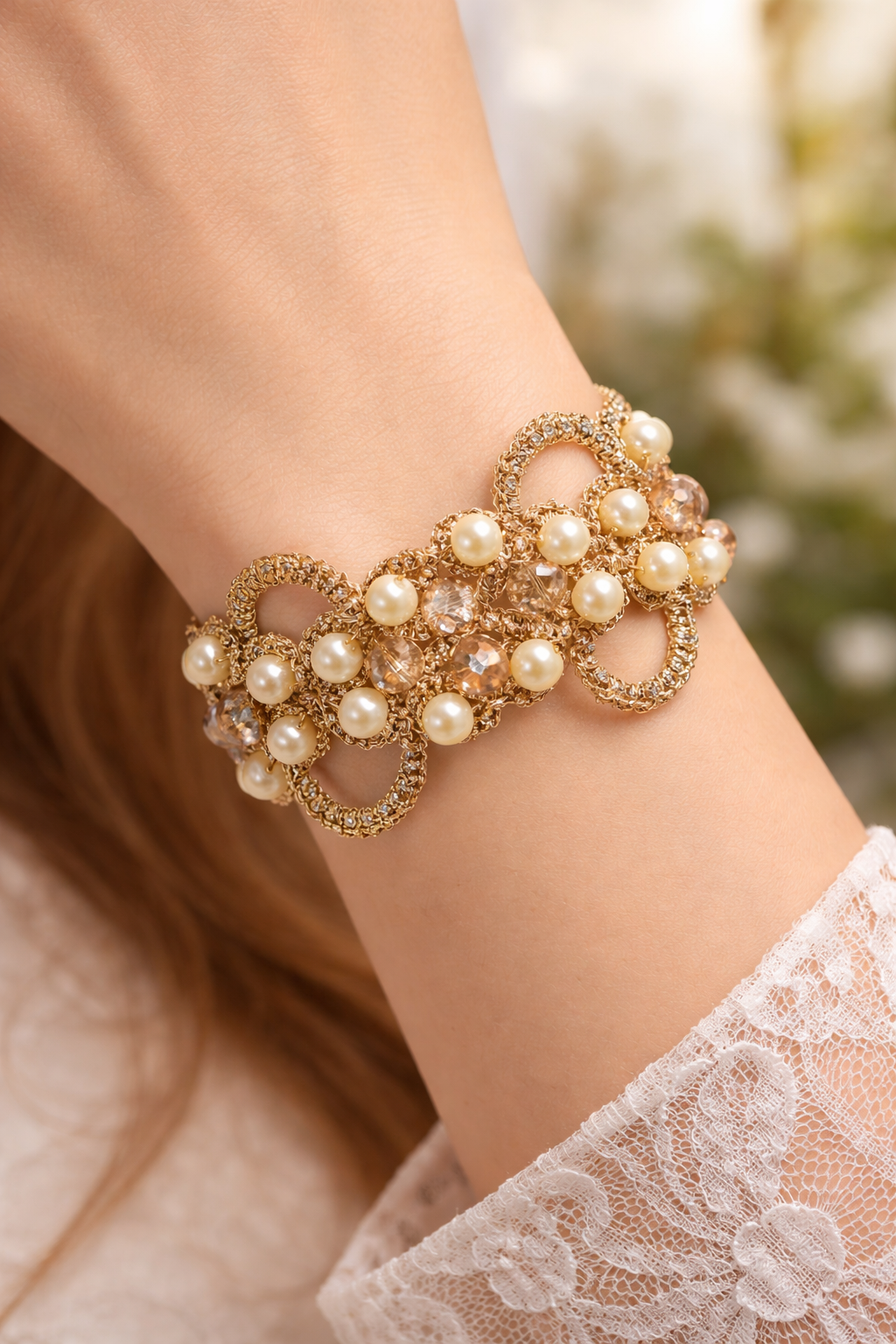 Bracciale in pizzo chiacchierino