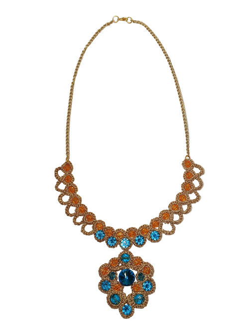 Collana in pizzo chiacchierino